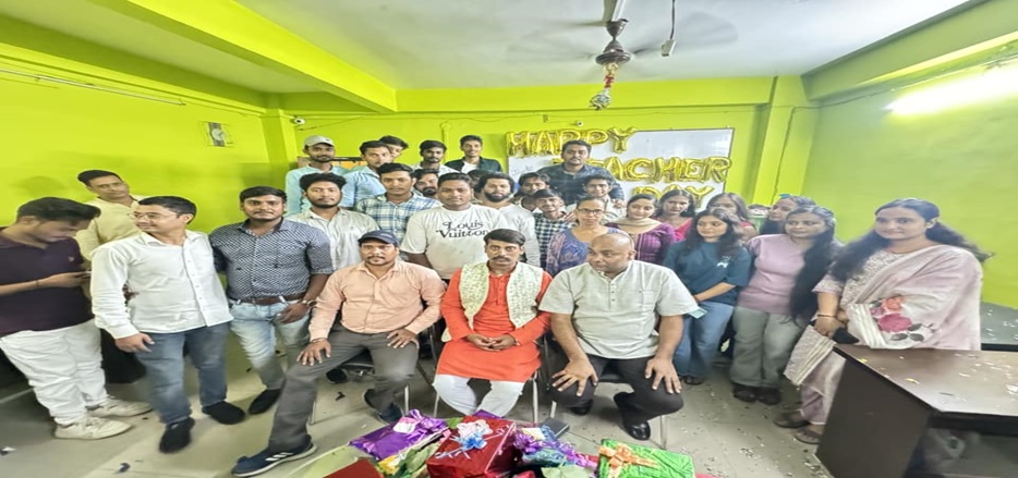 INSTITUTE PHOTO